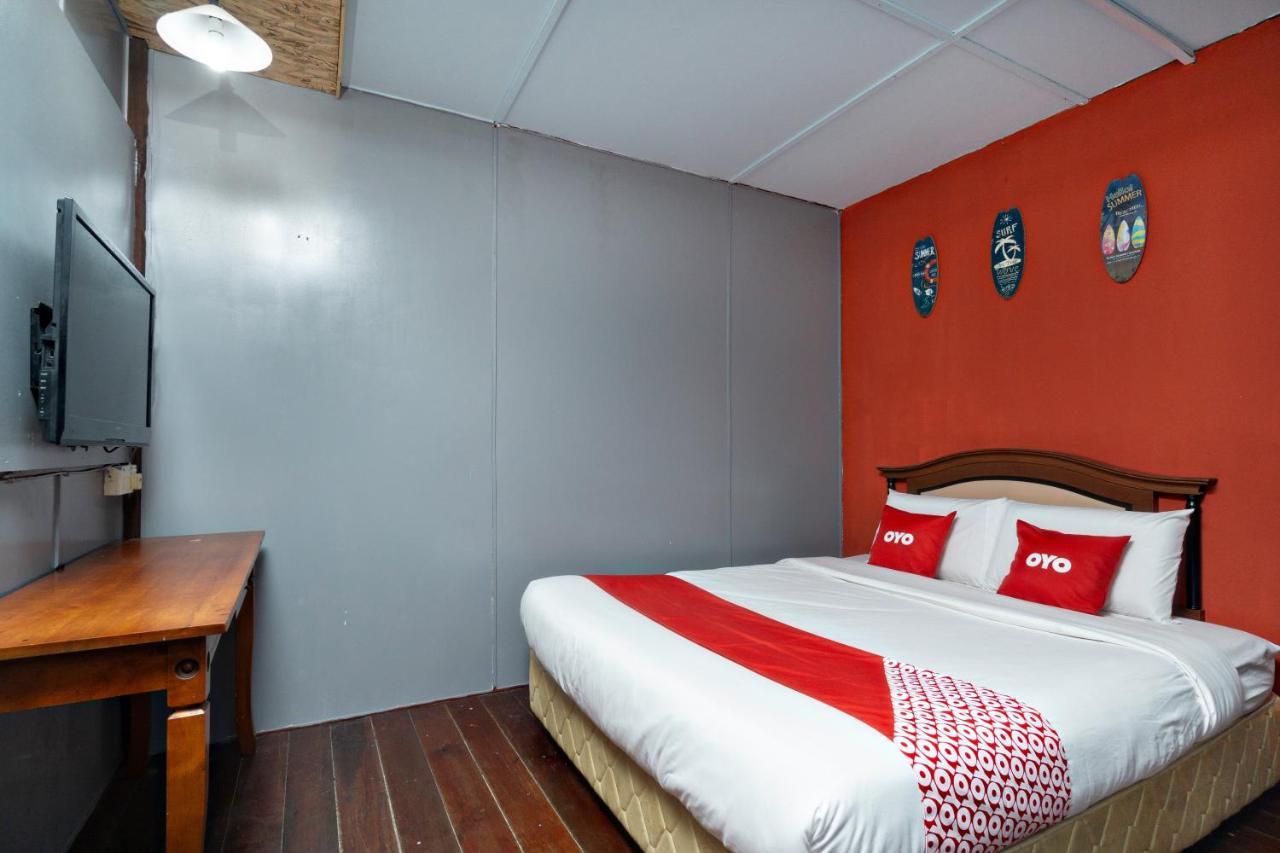 Oyo 89646 Panvill Resort Kampong Pasir Bogak Dış mekan fotoğraf