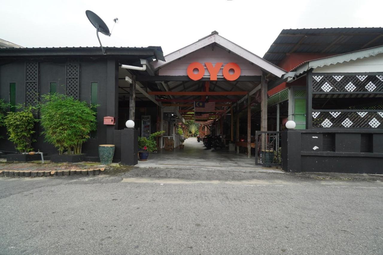 Oyo 89646 Panvill Resort Kampong Pasir Bogak Dış mekan fotoğraf