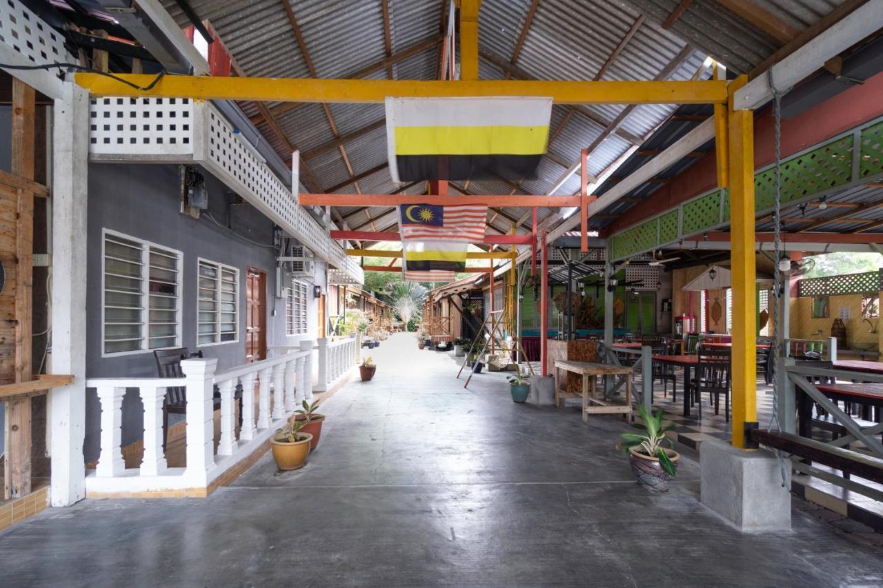 Oyo 89646 Panvill Resort Kampong Pasir Bogak Dış mekan fotoğraf