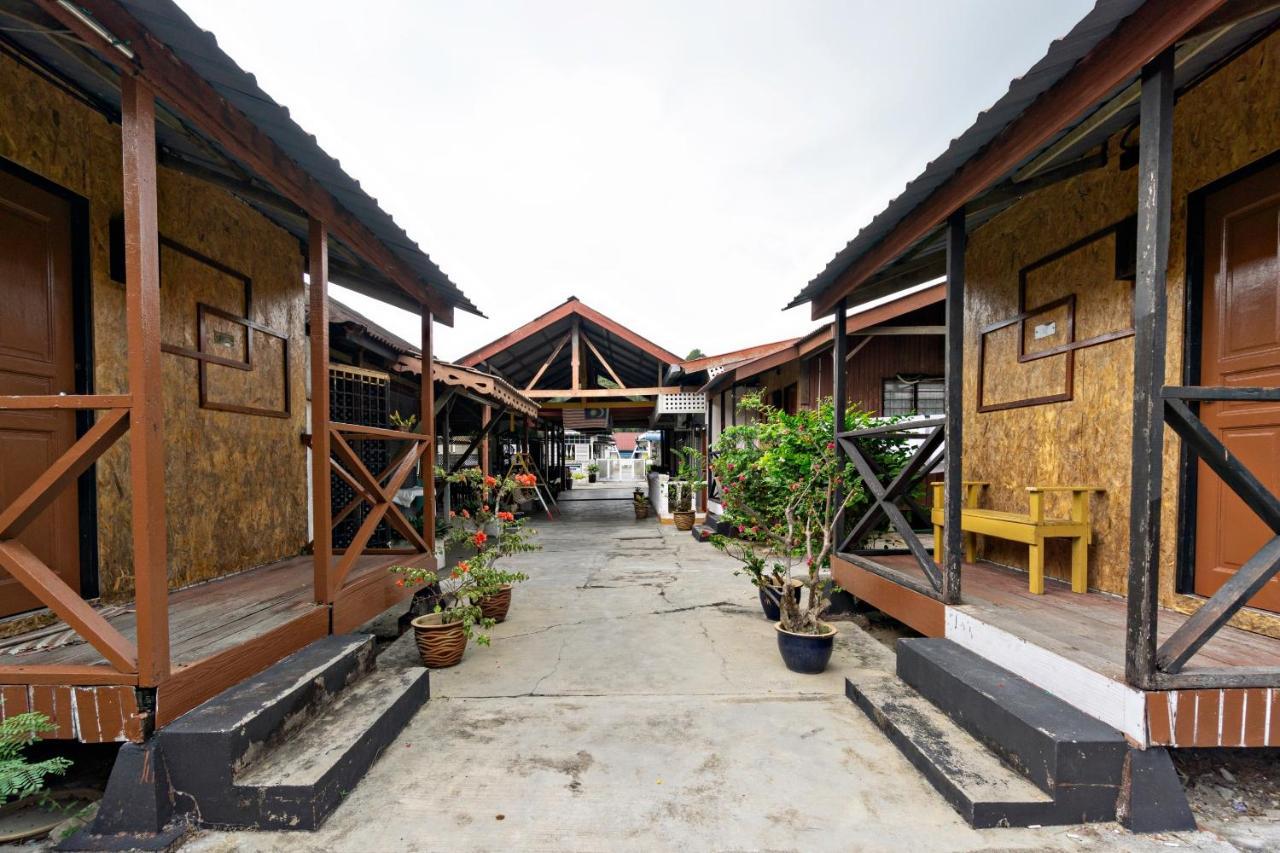 Oyo 89646 Panvill Resort Kampong Pasir Bogak Dış mekan fotoğraf