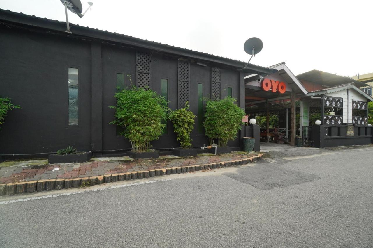 Oyo 89646 Panvill Resort Kampong Pasir Bogak Dış mekan fotoğraf