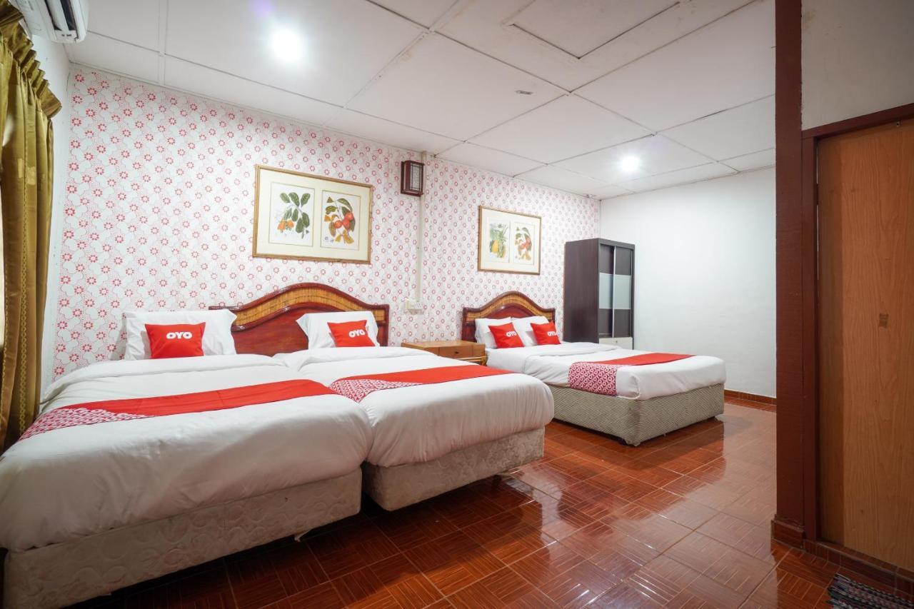 Oyo 89646 Panvill Resort Kampong Pasir Bogak Dış mekan fotoğraf