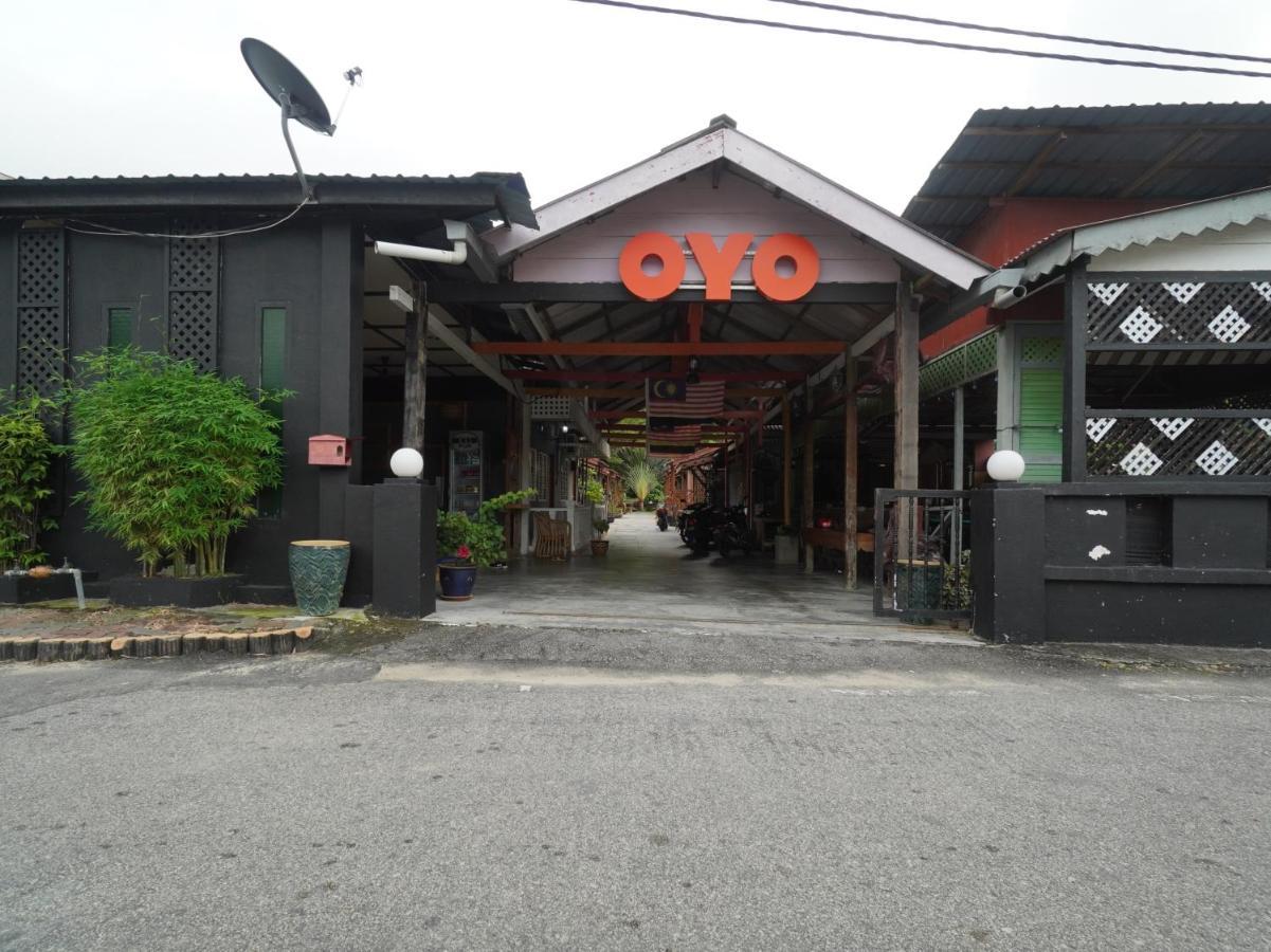 Oyo 89646 Panvill Resort Kampong Pasir Bogak Dış mekan fotoğraf