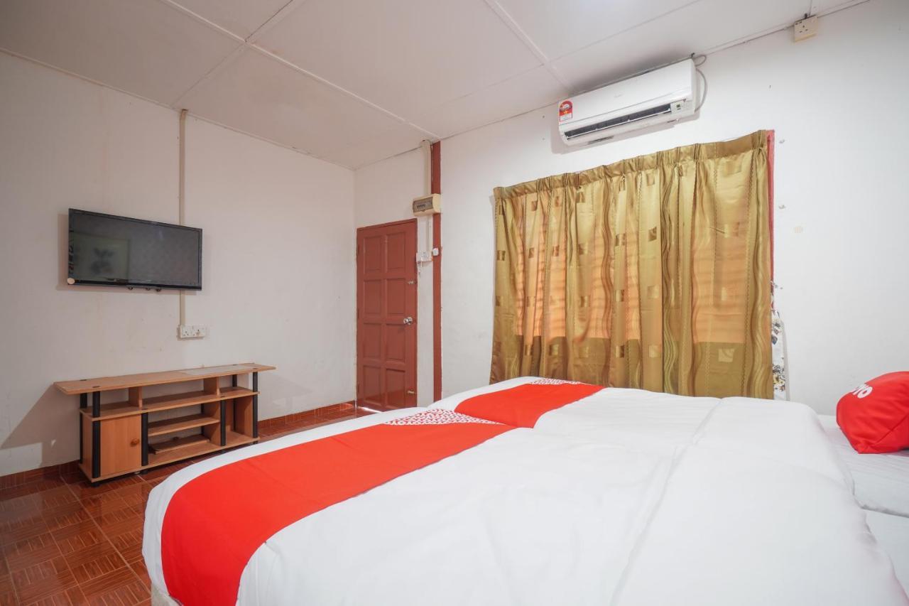 Oyo 89646 Panvill Resort Kampong Pasir Bogak Dış mekan fotoğraf
