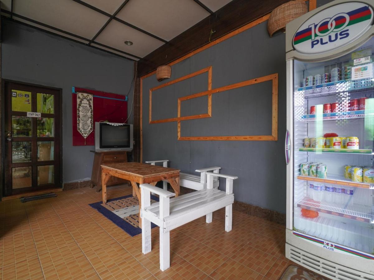 Oyo 89646 Panvill Resort Kampong Pasir Bogak Dış mekan fotoğraf